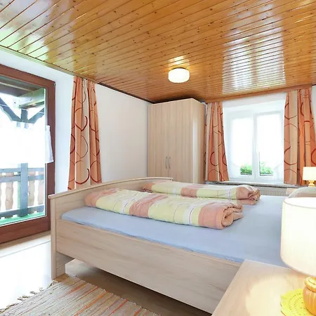 Tatil Evi Cozy Farmhouse In Unteribach Germany With Balcony